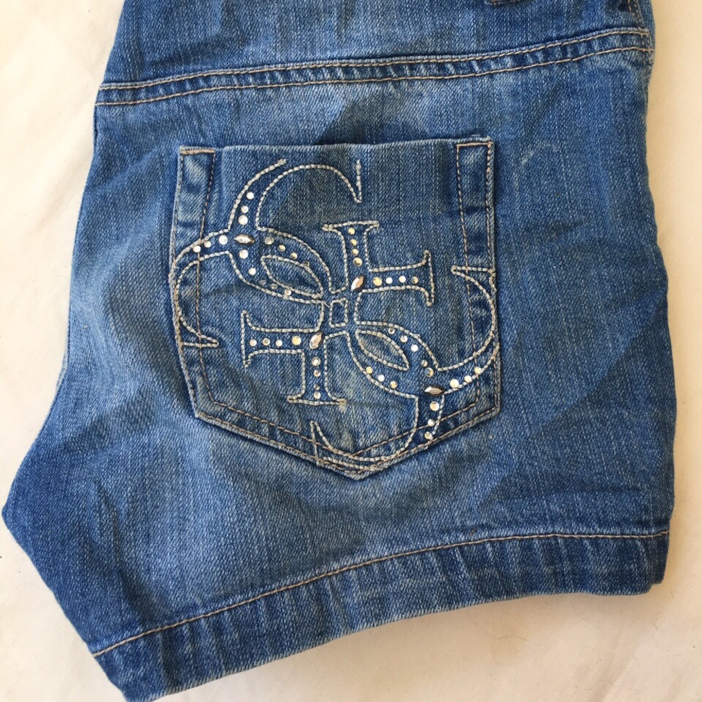 2000s/90s GUESS booty shorts